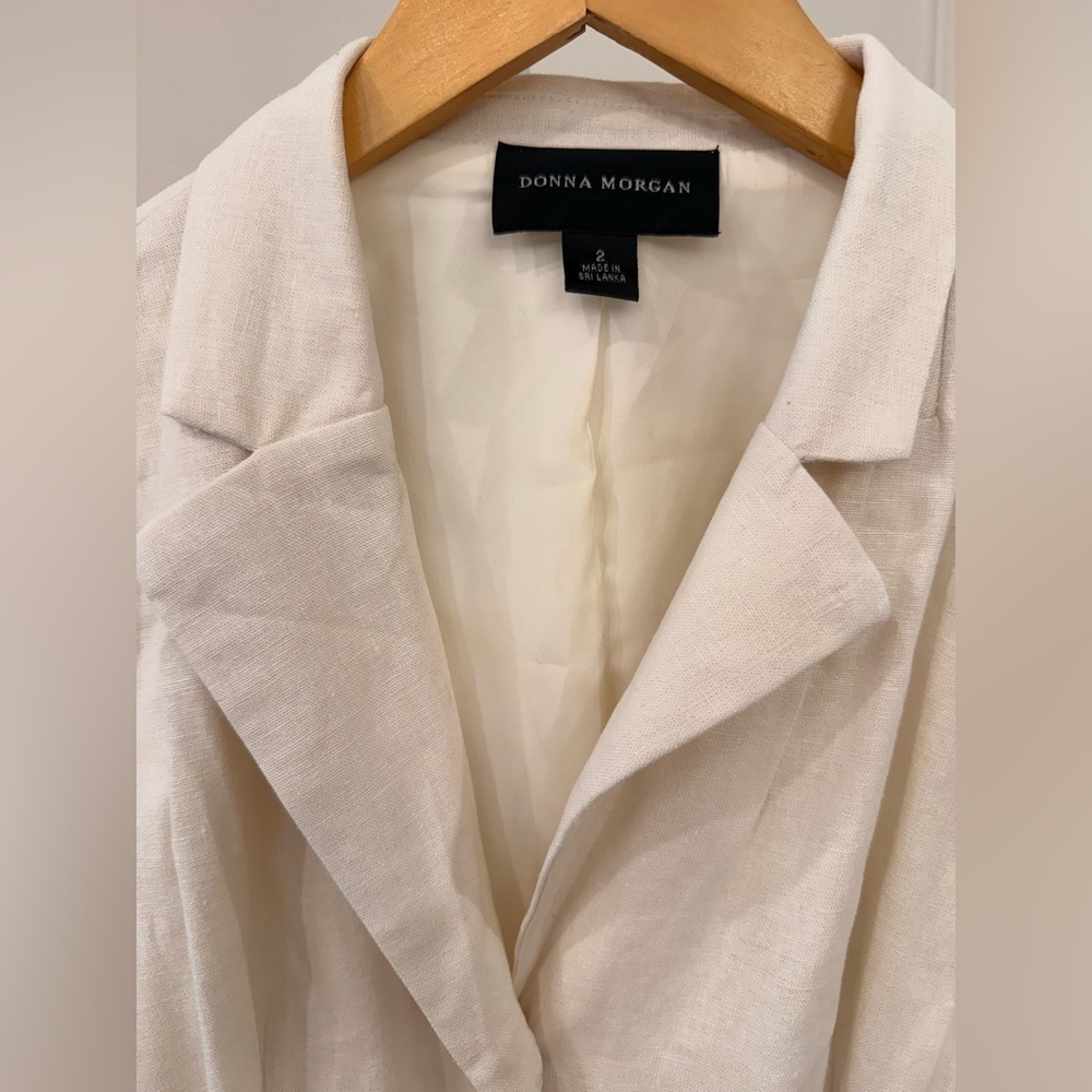 Donna Morgan White Tailored Linen Jumpsuit - Picture 2 of 8